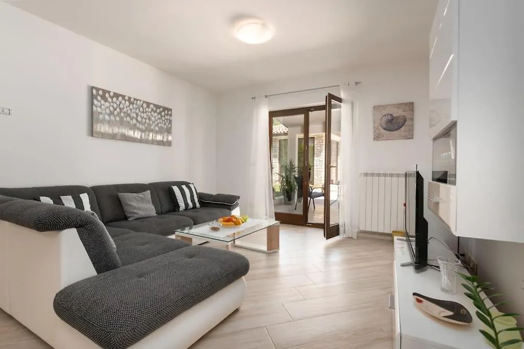 House Herceg Umag 0*,